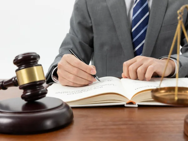 Ağır Ceza Avukatı Kimdir? Önemi Nedir? Ağır Ceza Avukatı Kimdir? Önemi Nedir?